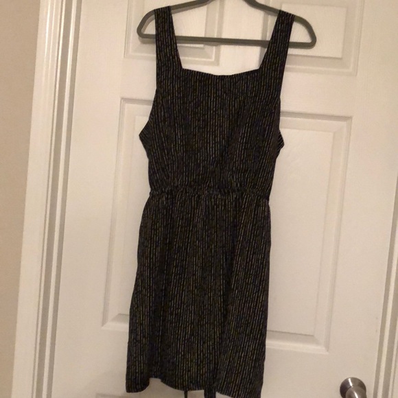Forever 21 Dresses & Skirts - NWT. Forever 21 black and beige dress.